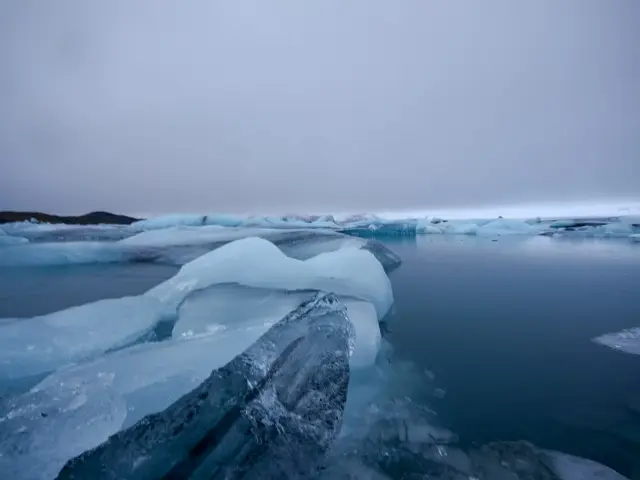 ヴァトナヨークトル氷河