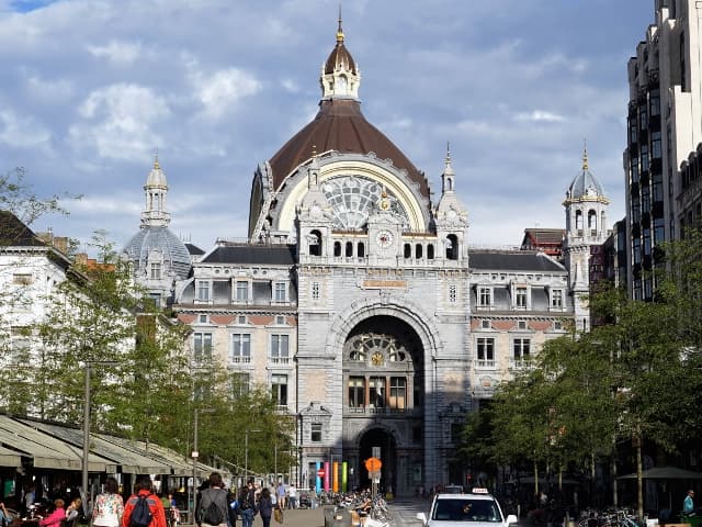 ベルギーのアントワープ中央駅