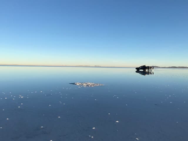 ボリビアのウユニ塩湖