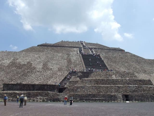 メキシコの世界遺産古代都市テオティワカン