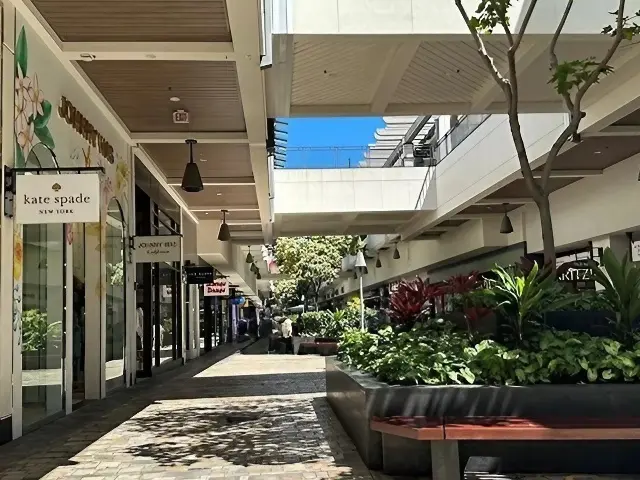 ハワイのアラモアナショッピングセンター