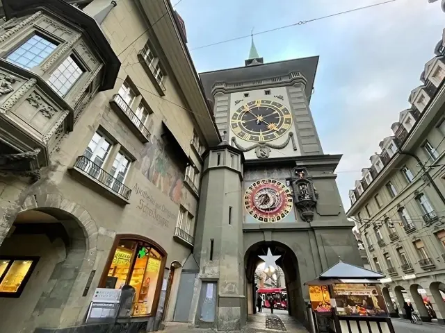 ベルン旧市街の時計塔