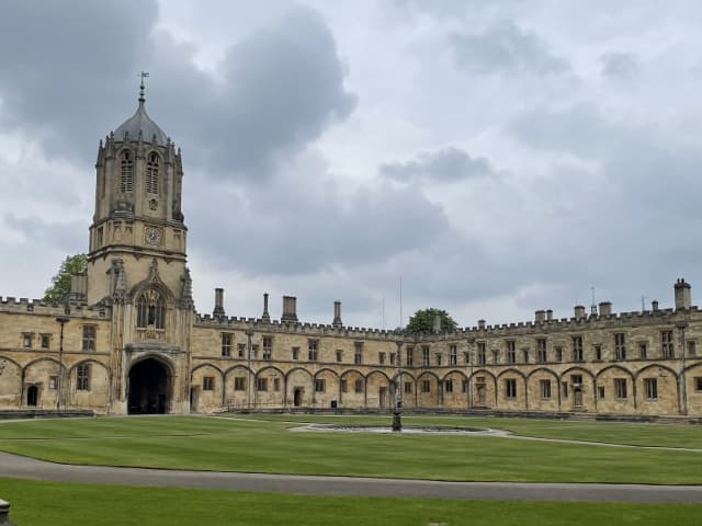 オックスフォード大学の中庭