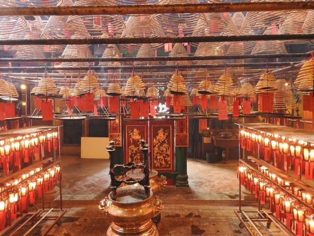 歴史香る静寂の寺院「文武廟」