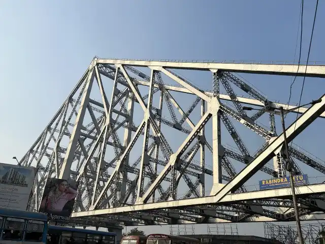 ハウラー橋