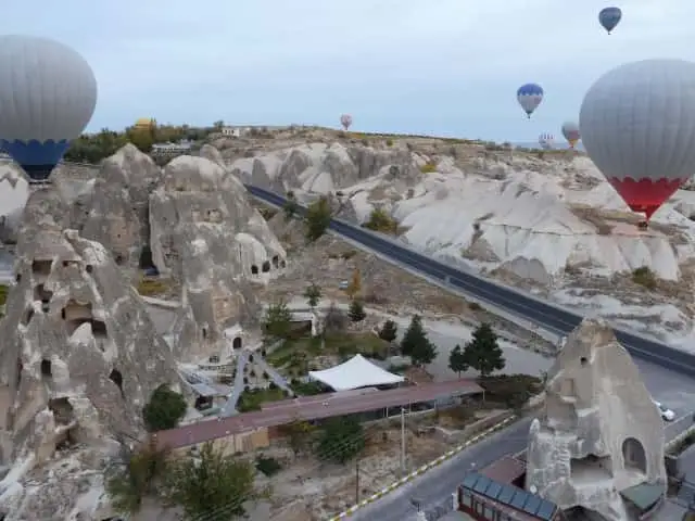 トルコの世界遺産カッパドキアの気球