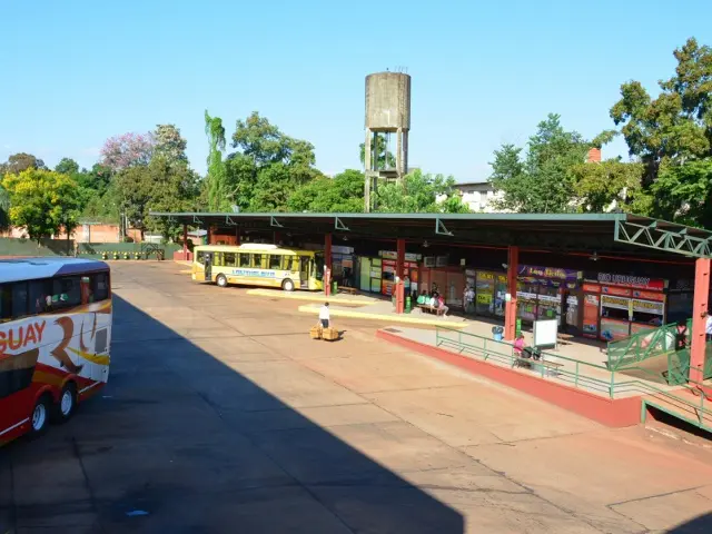 プエルト・イグアスのバスターミナル