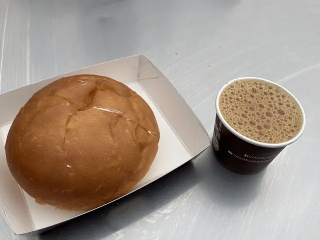 Nimrah Cafe & Bakery での食事