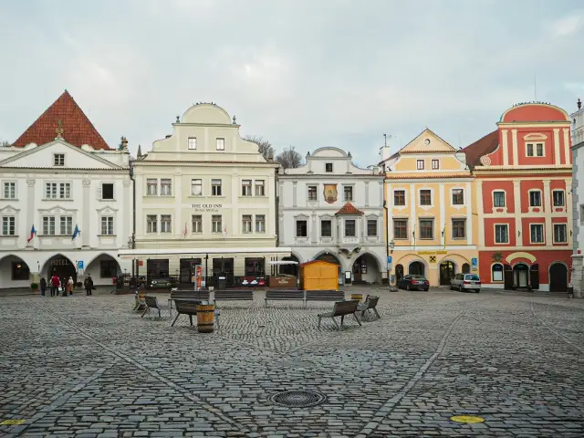 チェコの世界遺産チェスキー・クルムロフのスヴォルノスティ広場